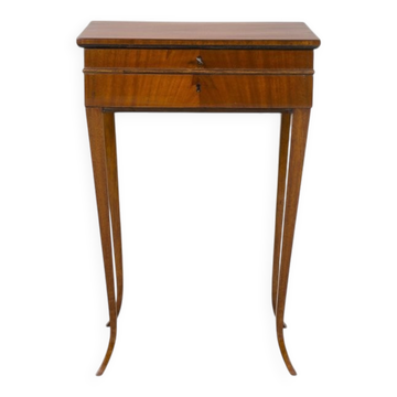 Table de travail Biedermeier en acajou et laque, Autriche, années 1820.