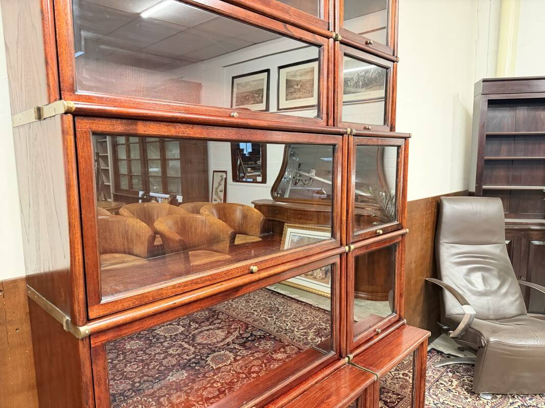 Set Classic English Bookcase Globe Wernicke