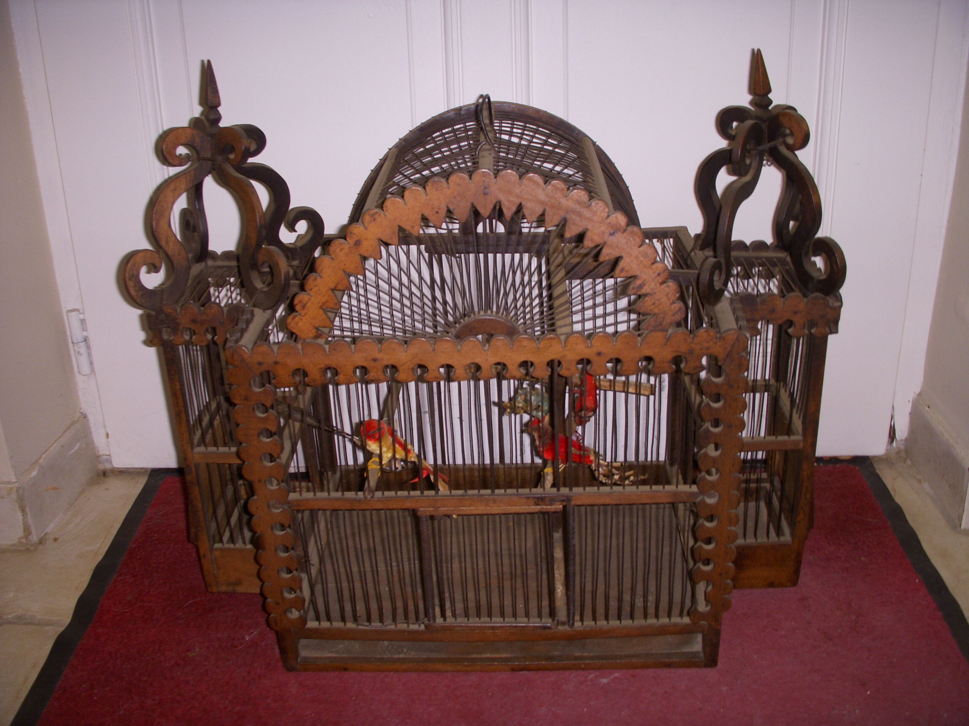 Cage has birds old XVIIIth