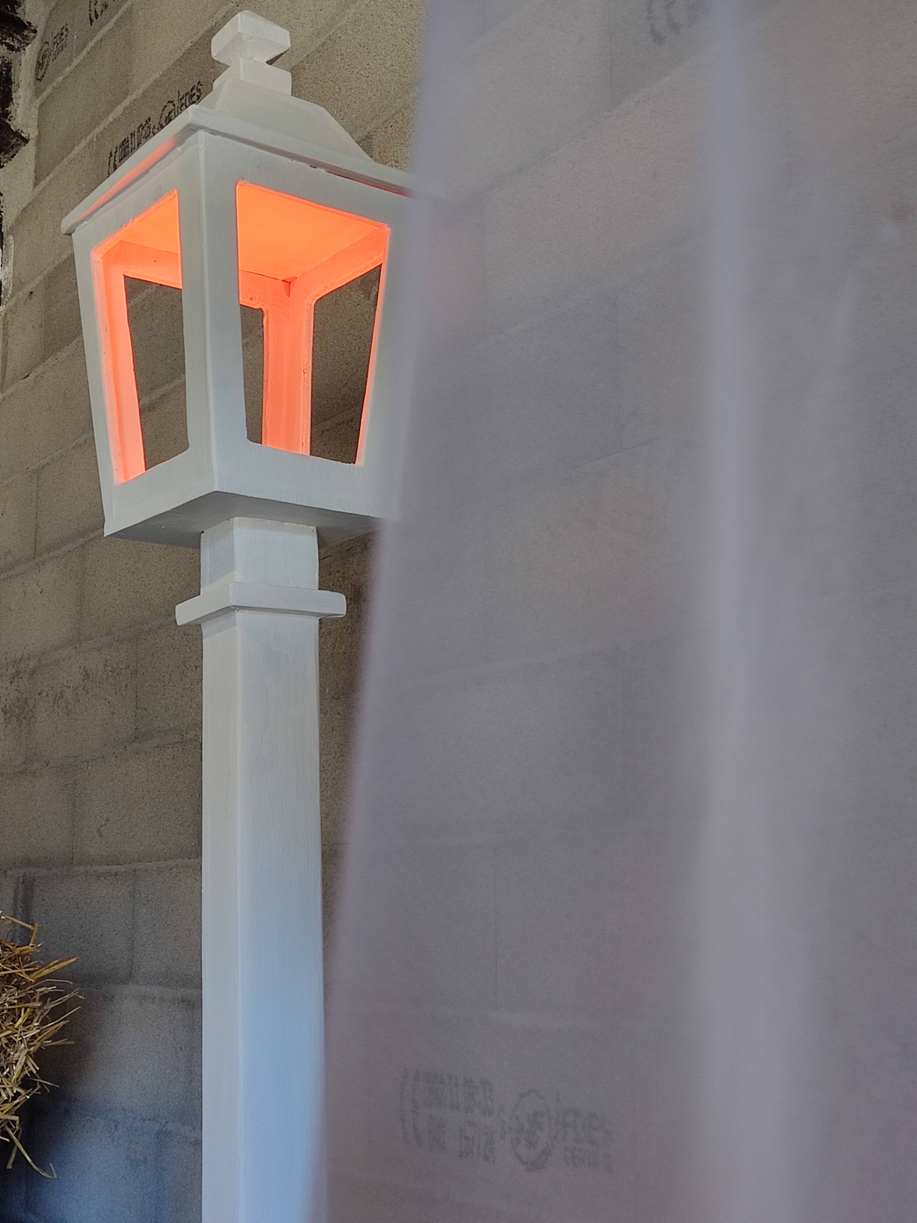 Lampadaire décoratif