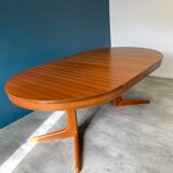 Baumann round extensible table with extensions