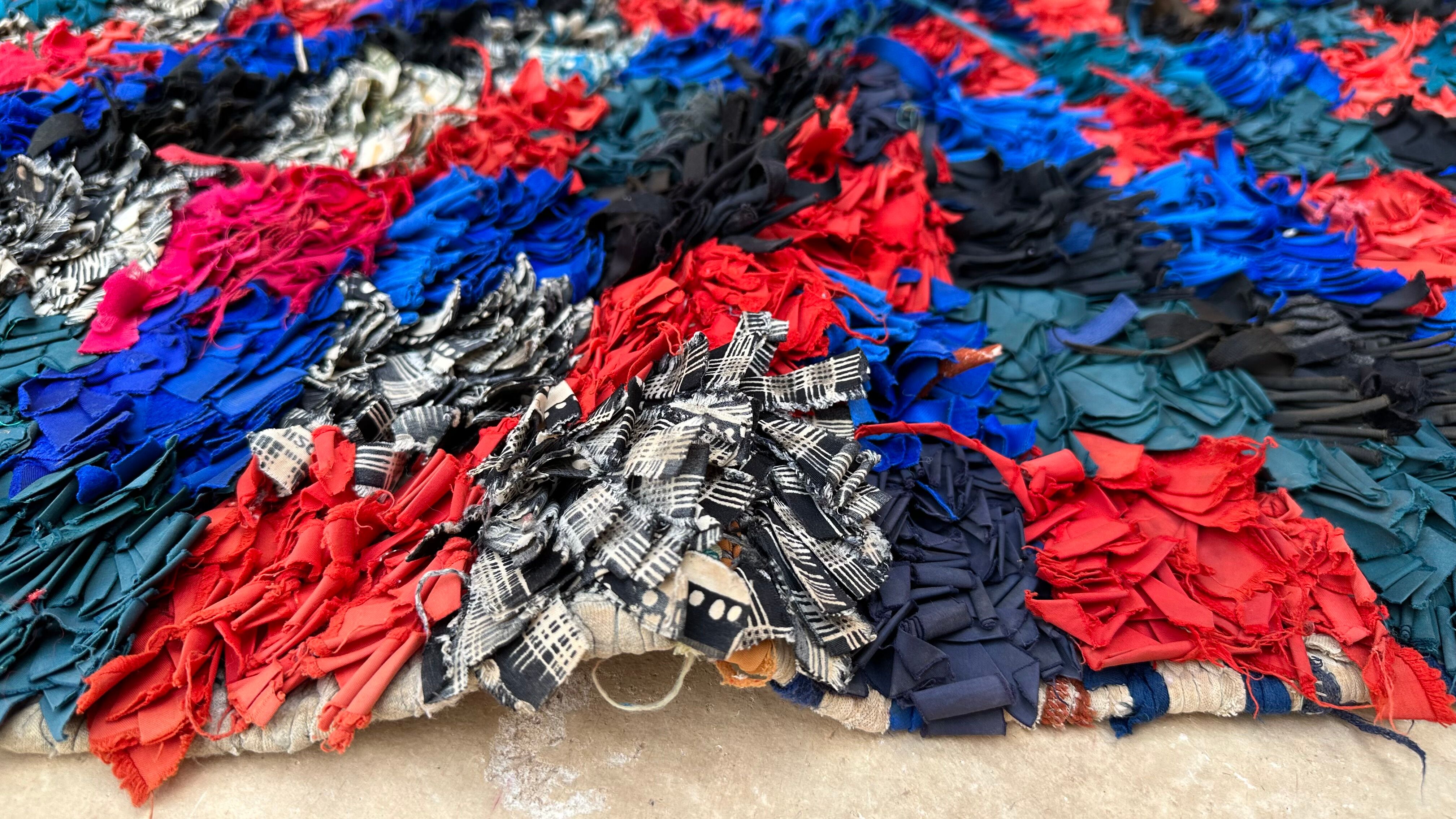 Moroccan carpet - 103 x 242 cm