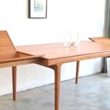 Table par Johannes Andersen à rallonges « papillon »