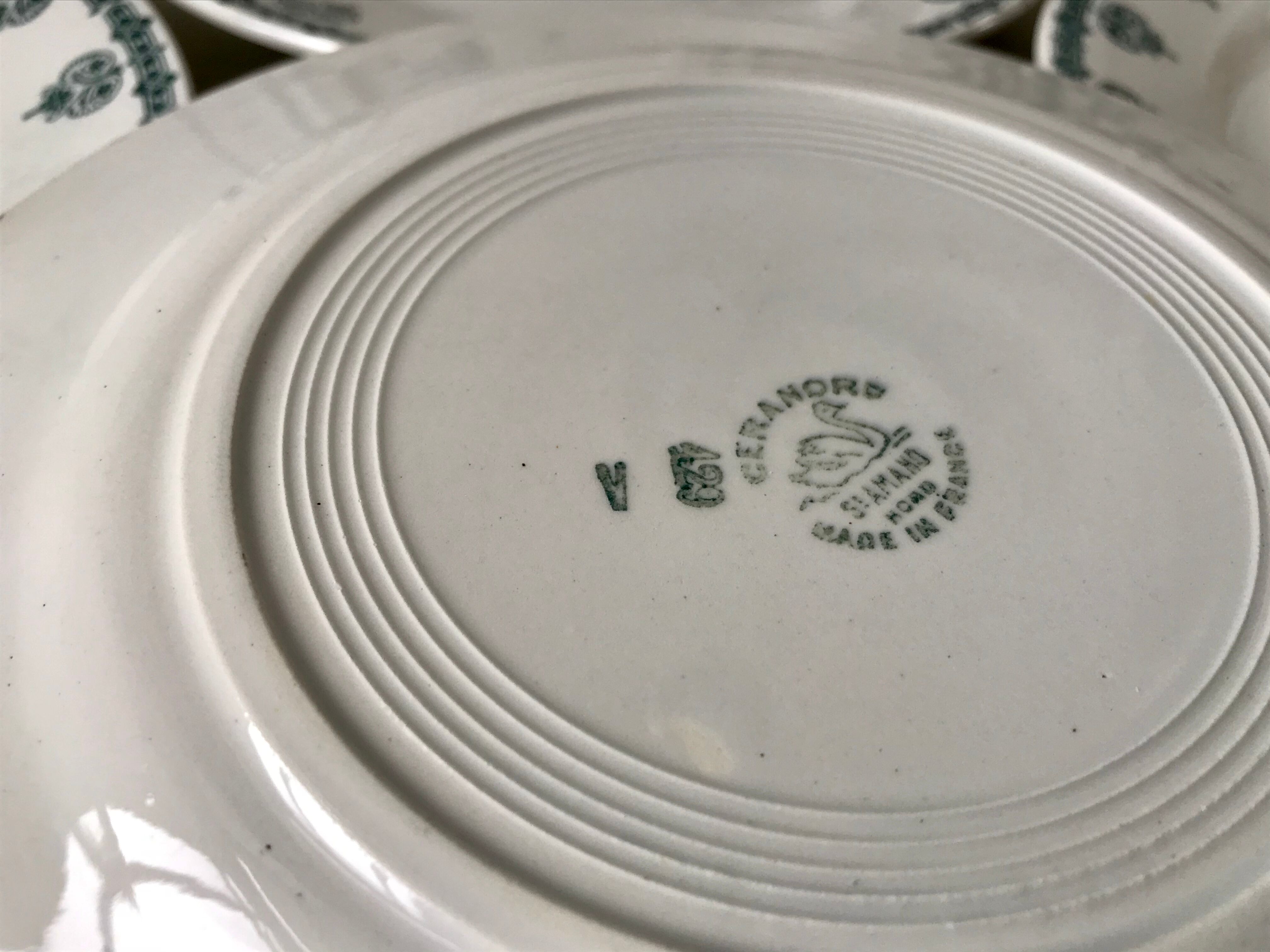 Set of 5 flat plates Terre de Fer Saint-Amand late nineteenth