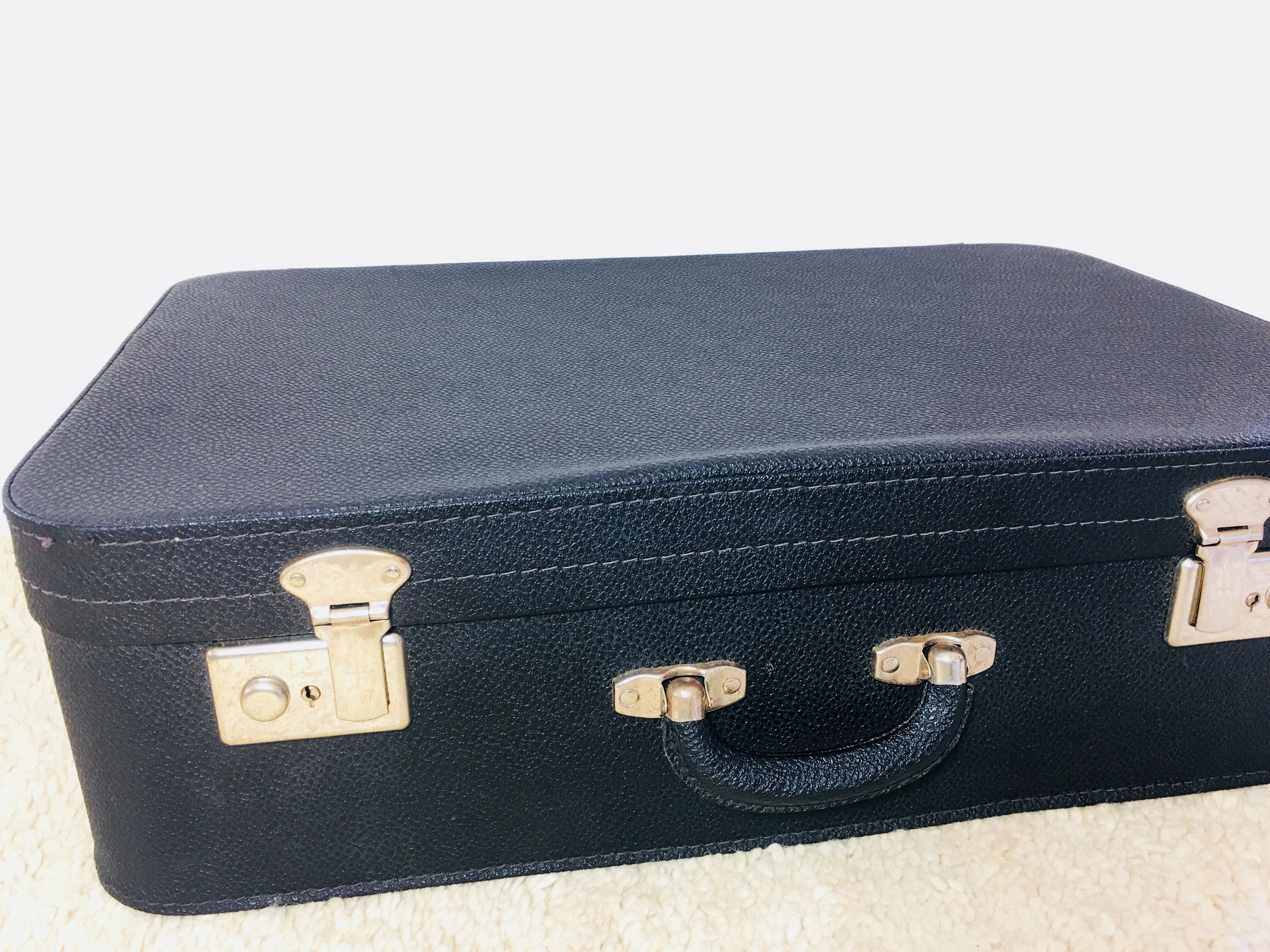Valise noire vintage