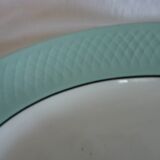 Moulin des loups oval serving dish, white with celadon-colored edges