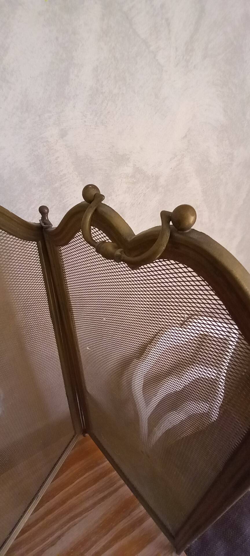 Brass fire screen