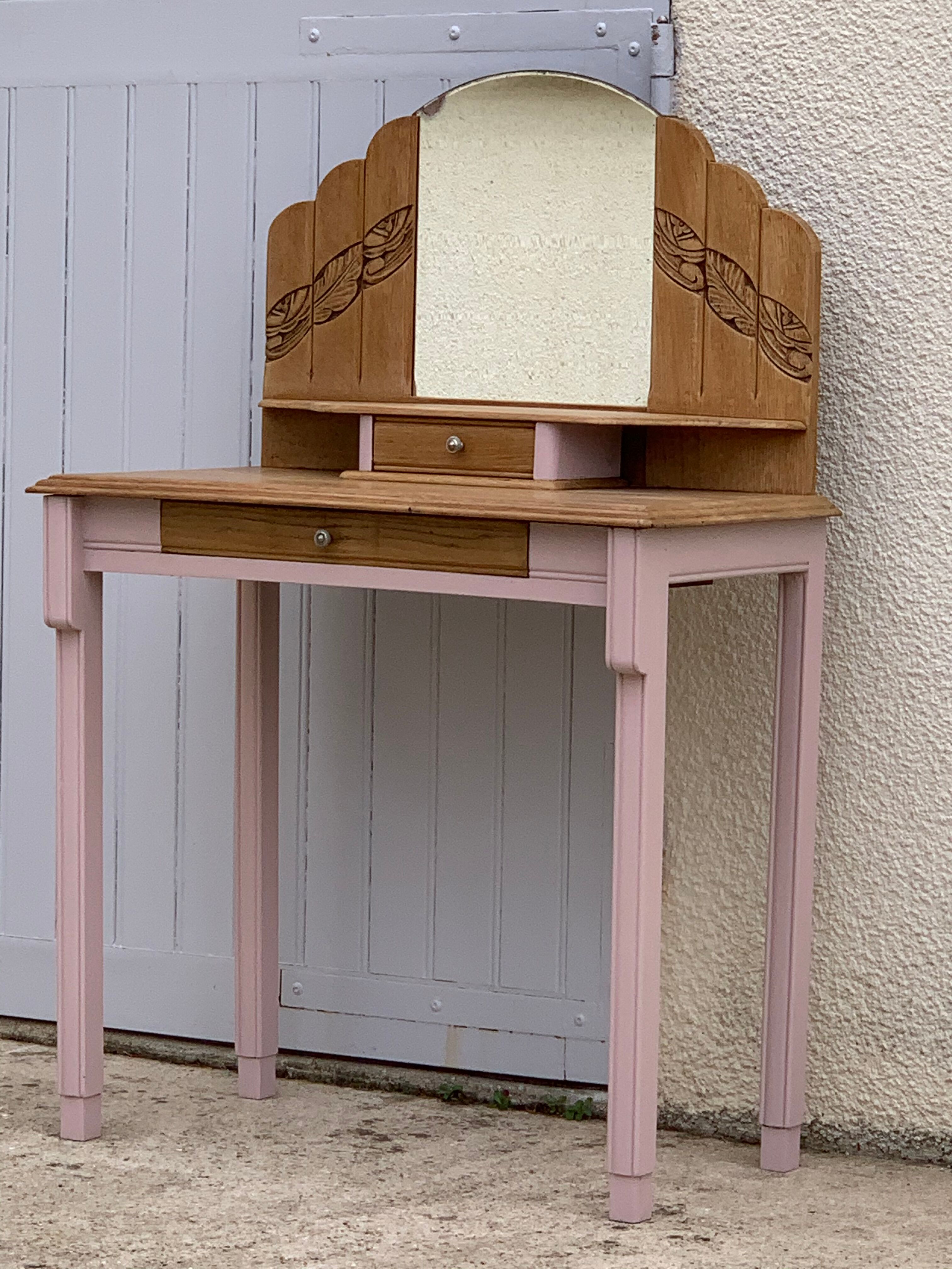 Art deco hairdresser, 1930s