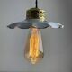 Paire d’anciennes petites suspensions emaillees