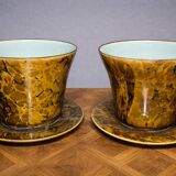 Pair of plant pots and their matching saucer – Brown/ochre marbled decor – 20th century