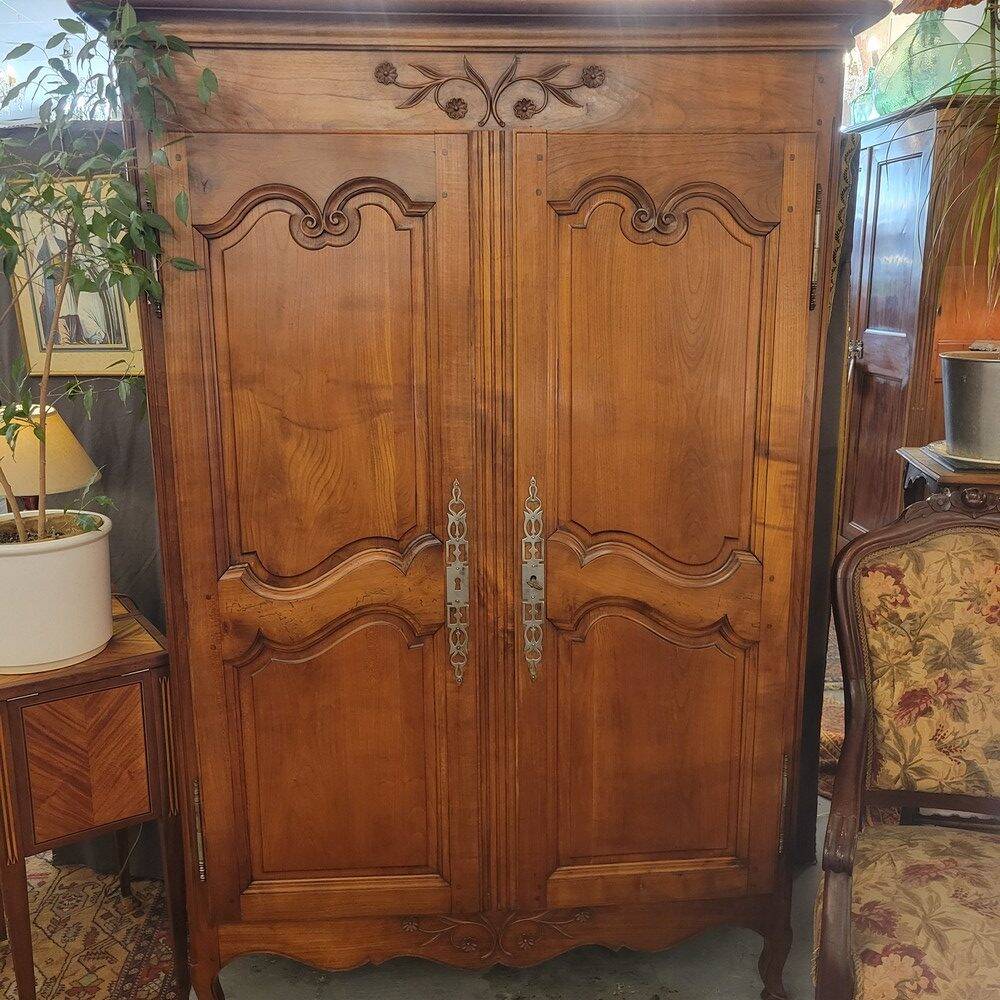 Petite armoire Louis XV