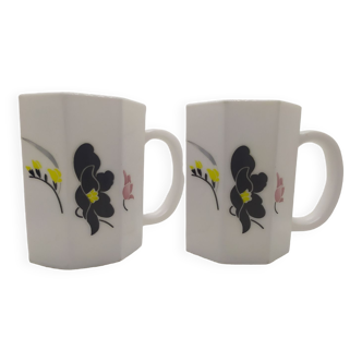 Anaïs Arcopal mugs, vintage