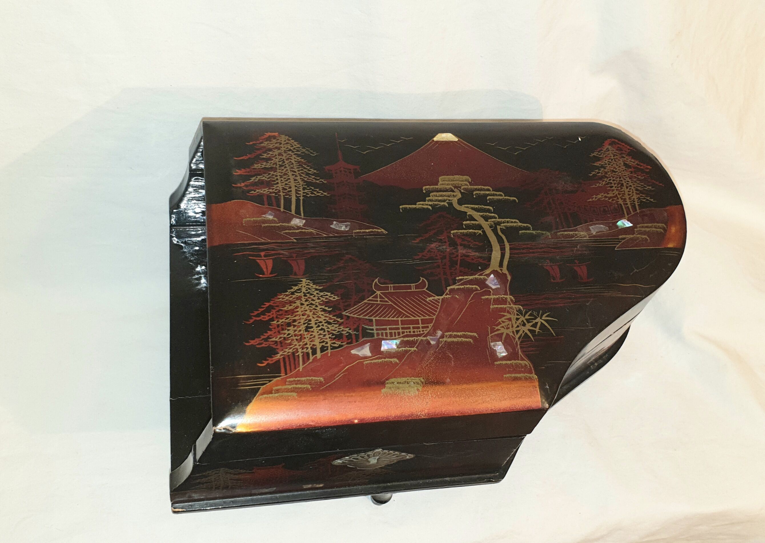 Box has jewelry a music