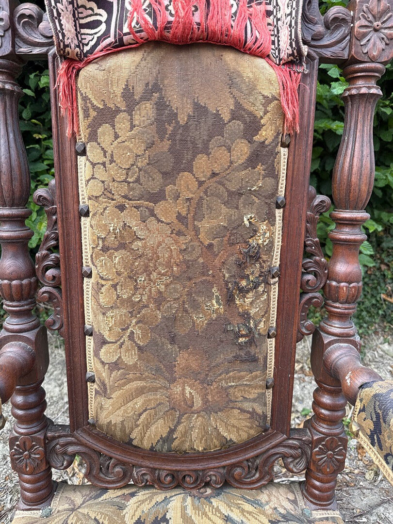 High Period Armchair – Furniture – Carved Wood Tapestry
