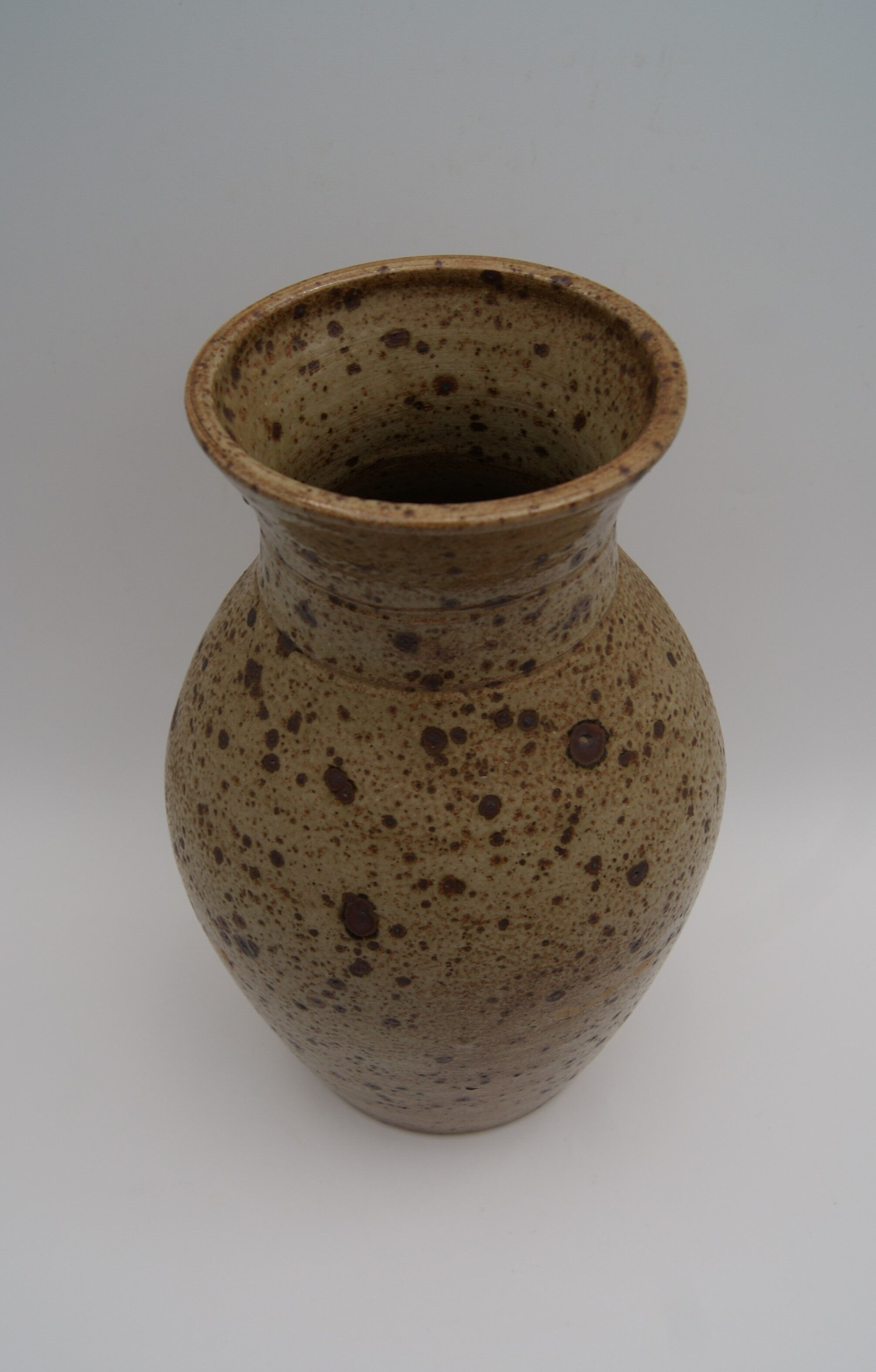 Vintage pyrity sandstone vase