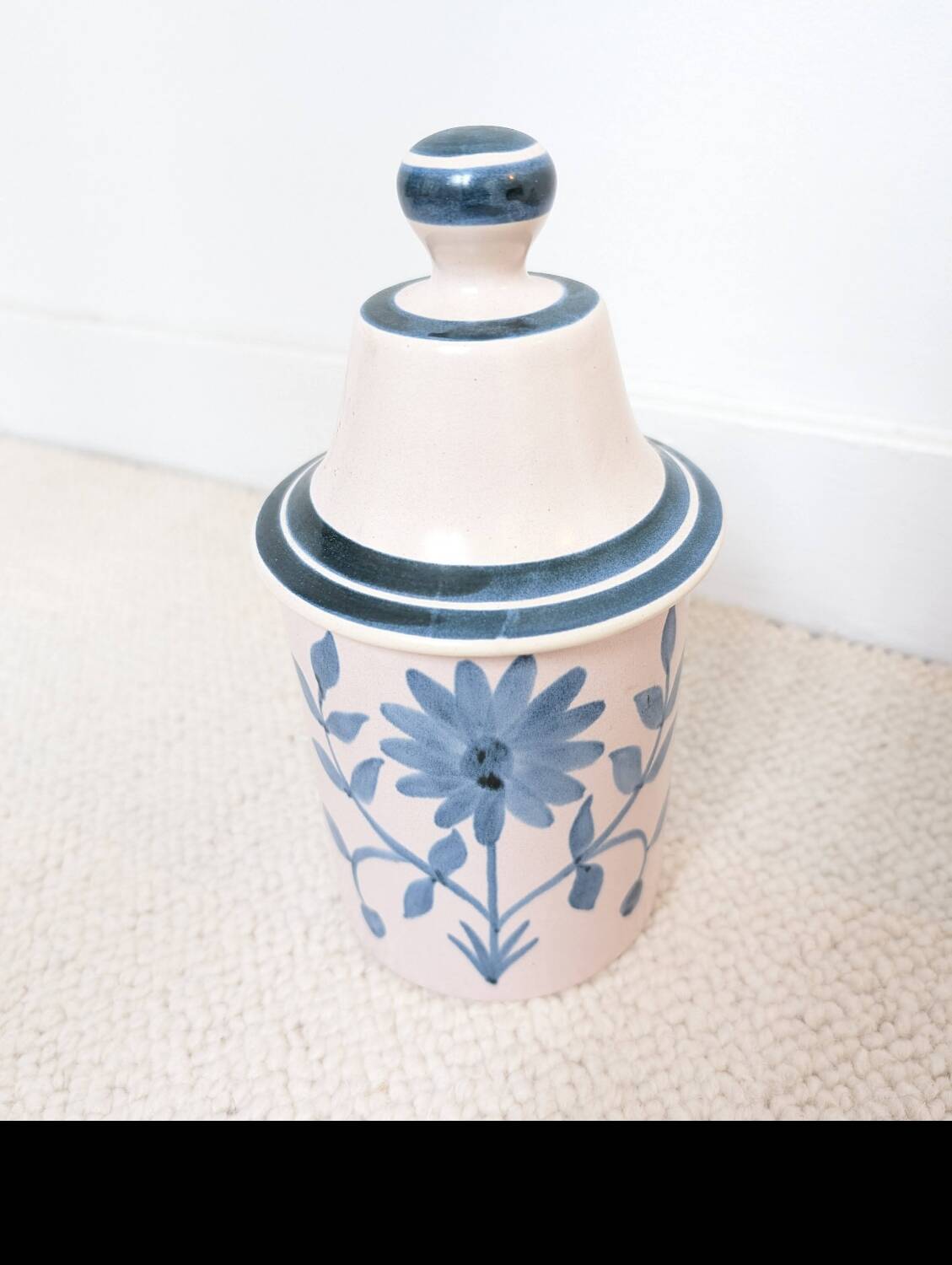 Longchamp stoneware pots set