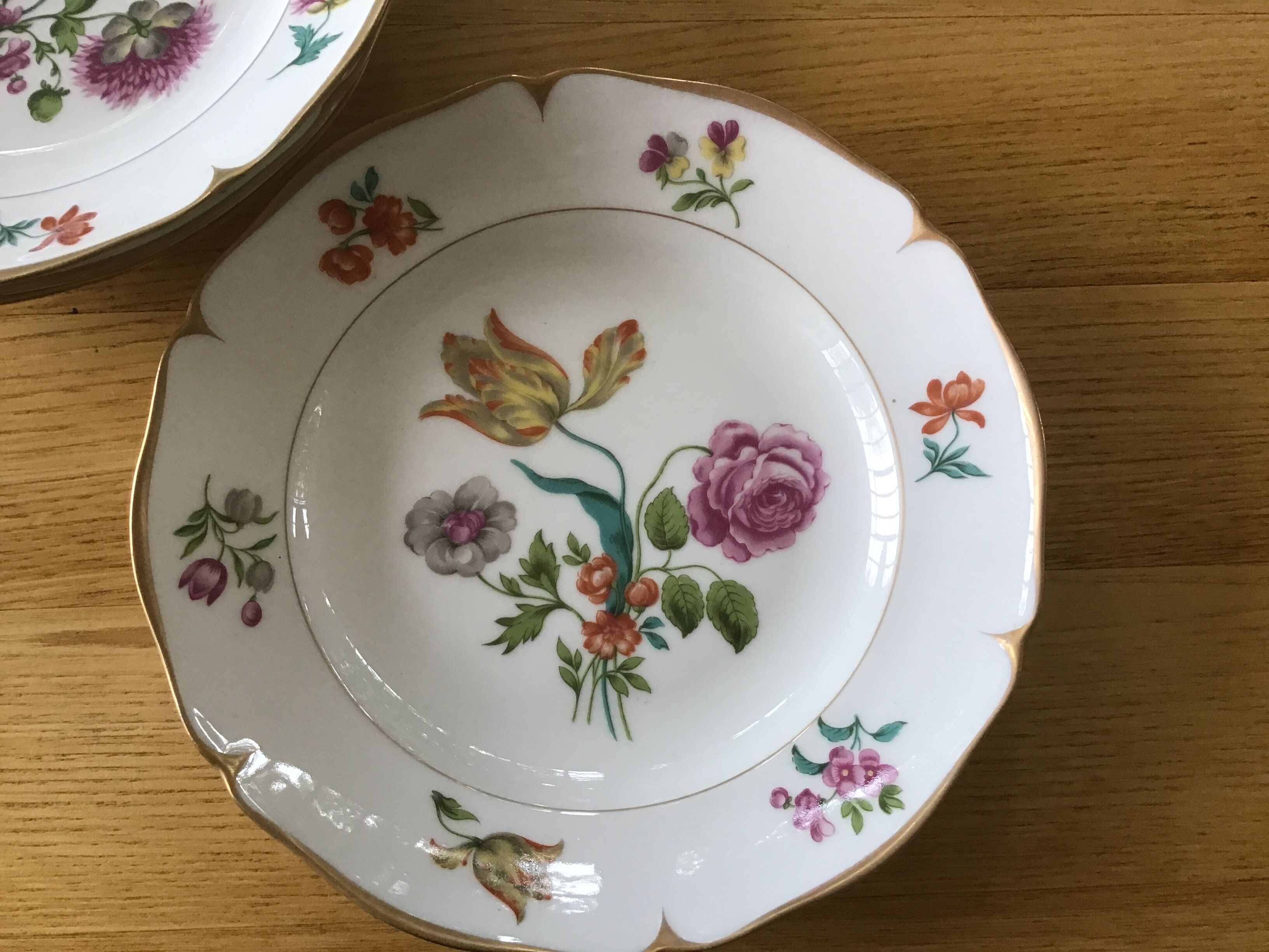 Hollow plates Lourioux Foecy bouquet of flowers