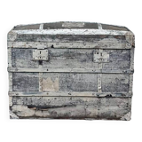 White patinated trunk