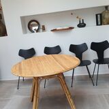 Table à manger en rotin des années 60