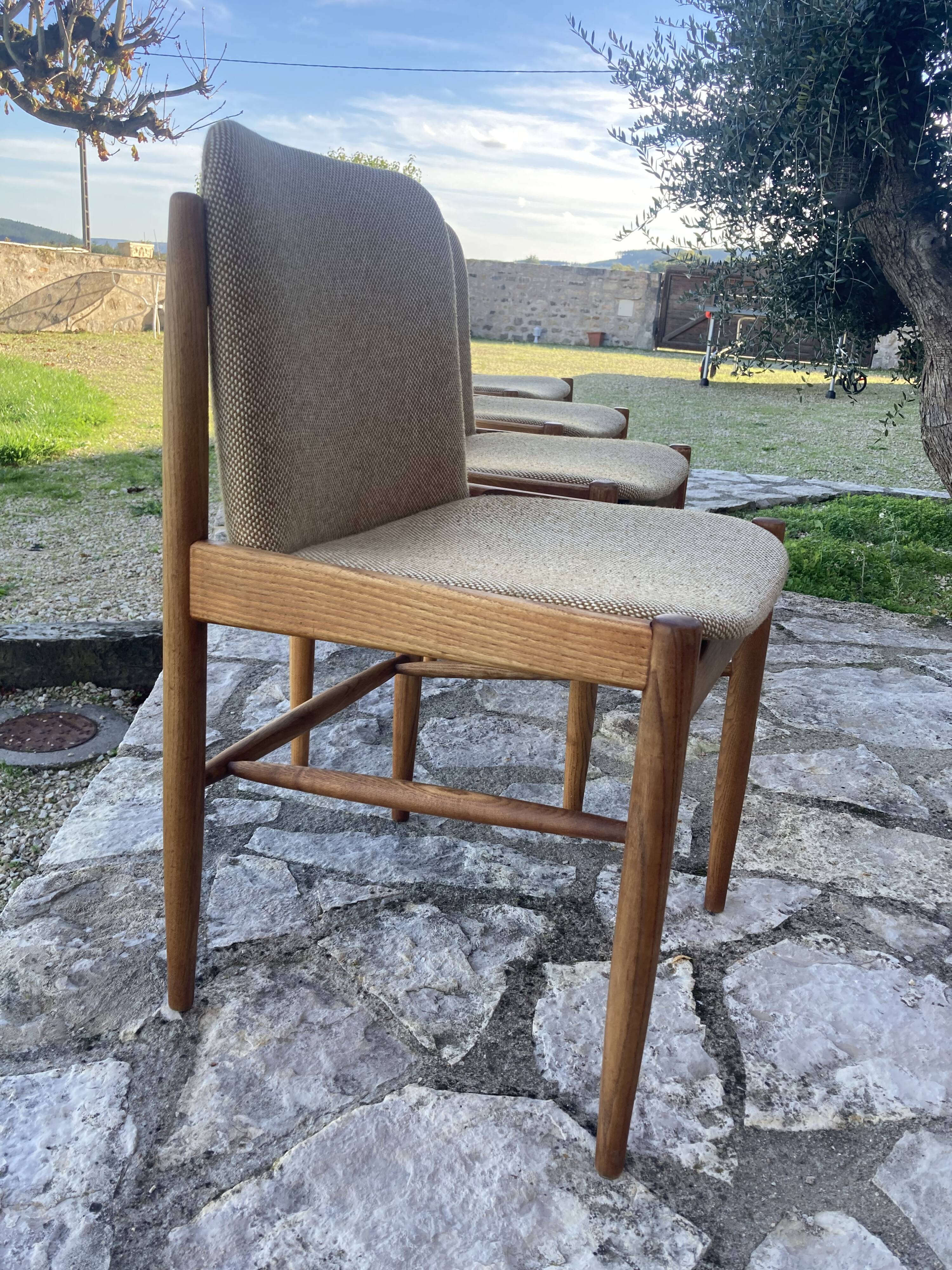 4 vintage Scandinavian style chairs