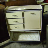 Formica kitchen Dresser