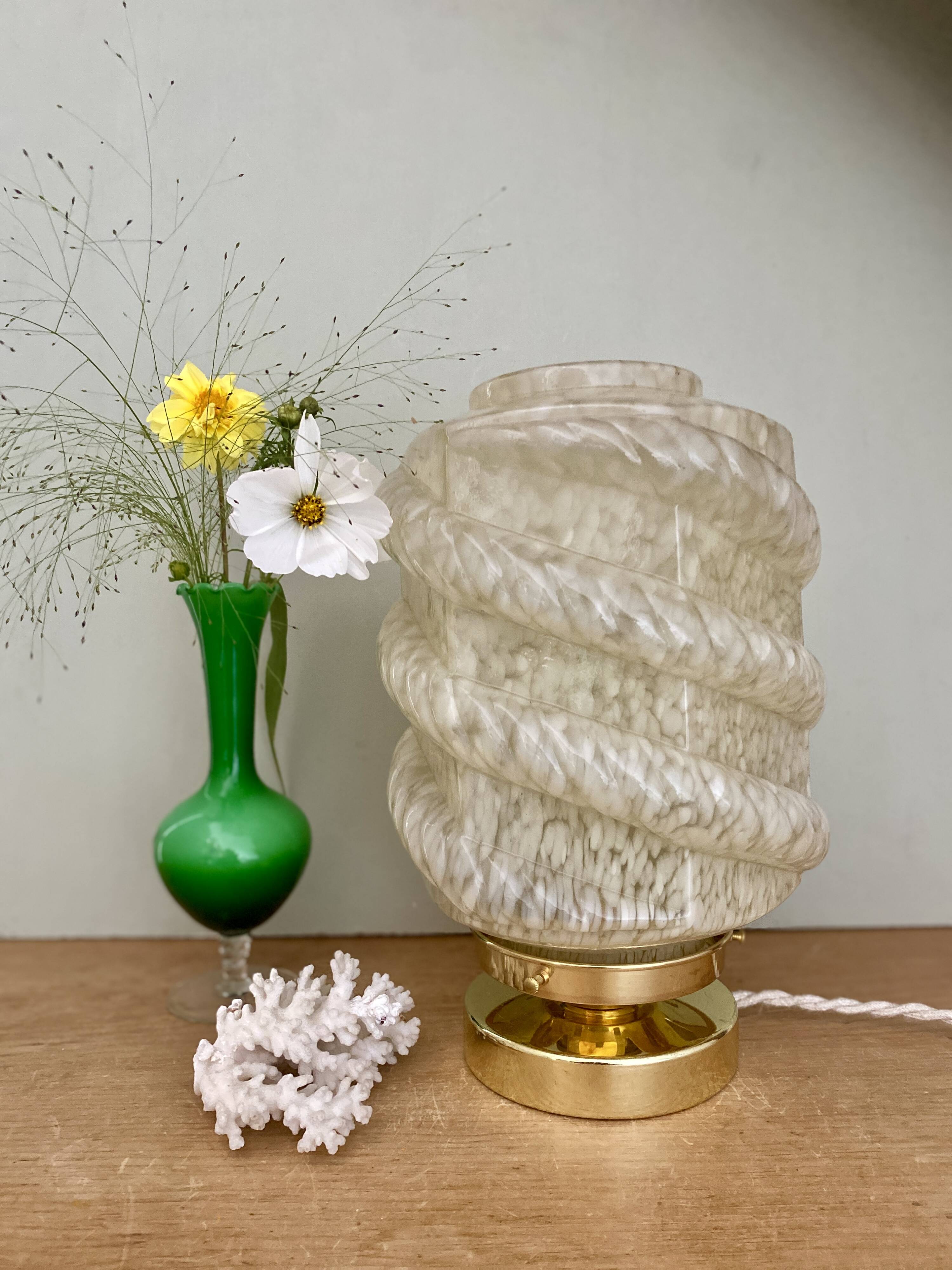 Vintage art deco globe table lamp in pale yellow Clichy glass