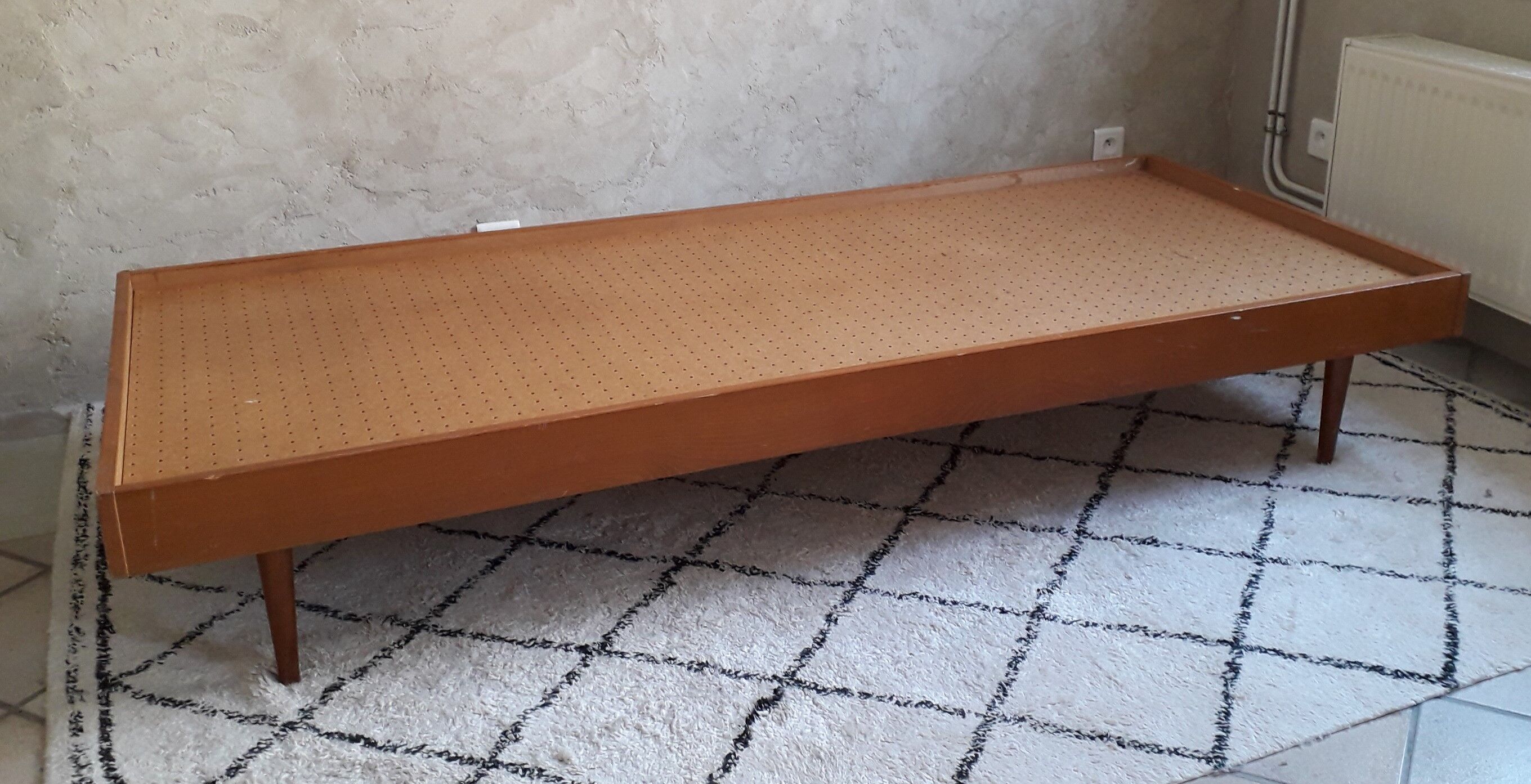 Beech day bed