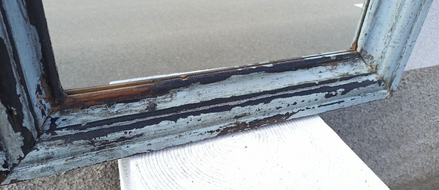 Rectangular mirror in old wood