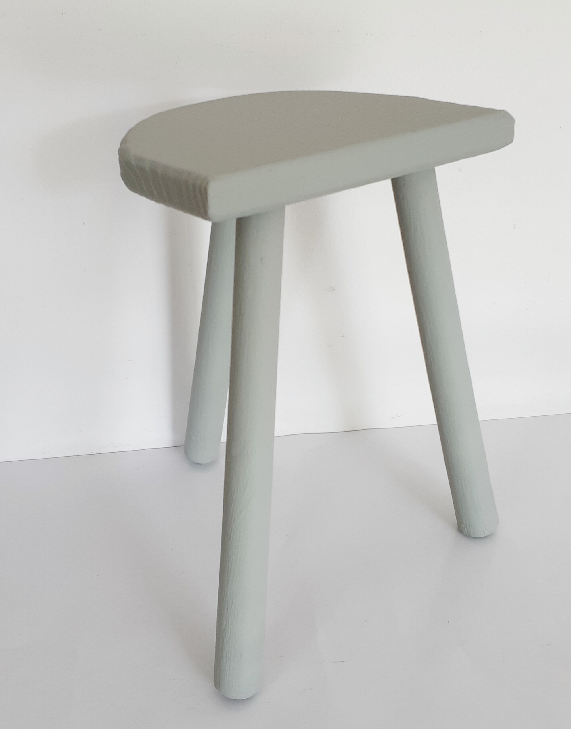 Tripod milking stool in patinated wood