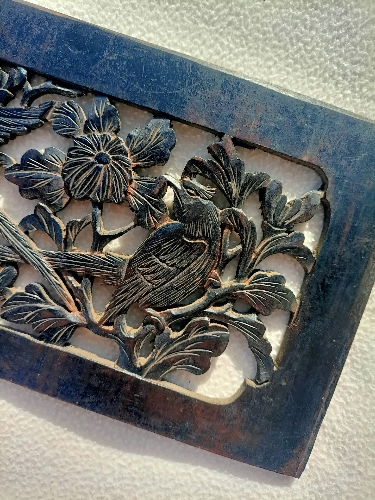 Relief sculpture