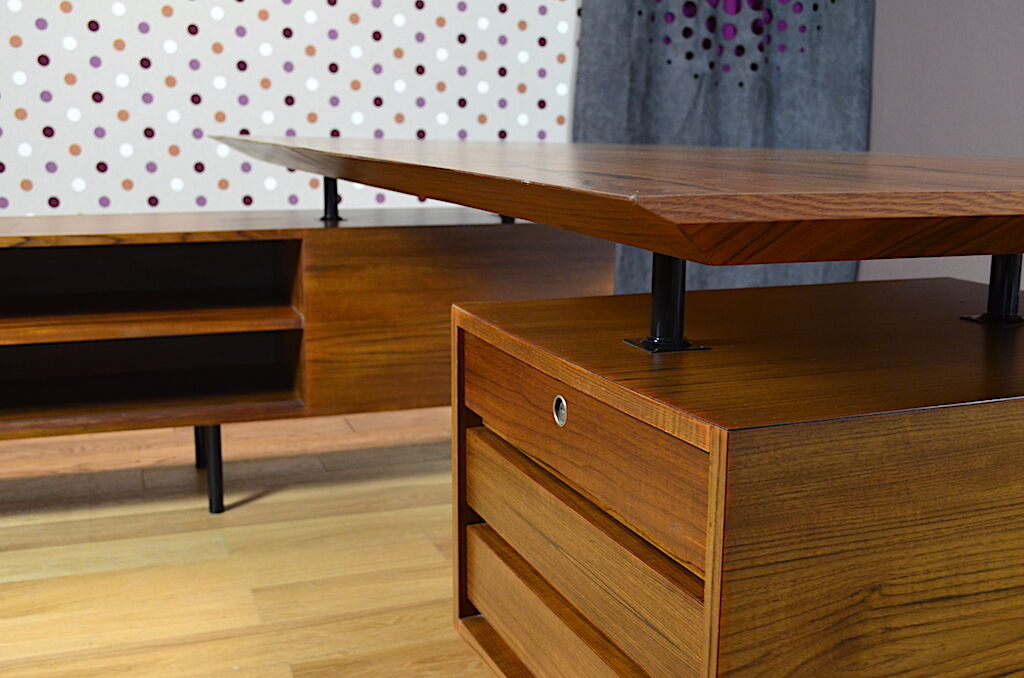 Vintage 1970 corner office