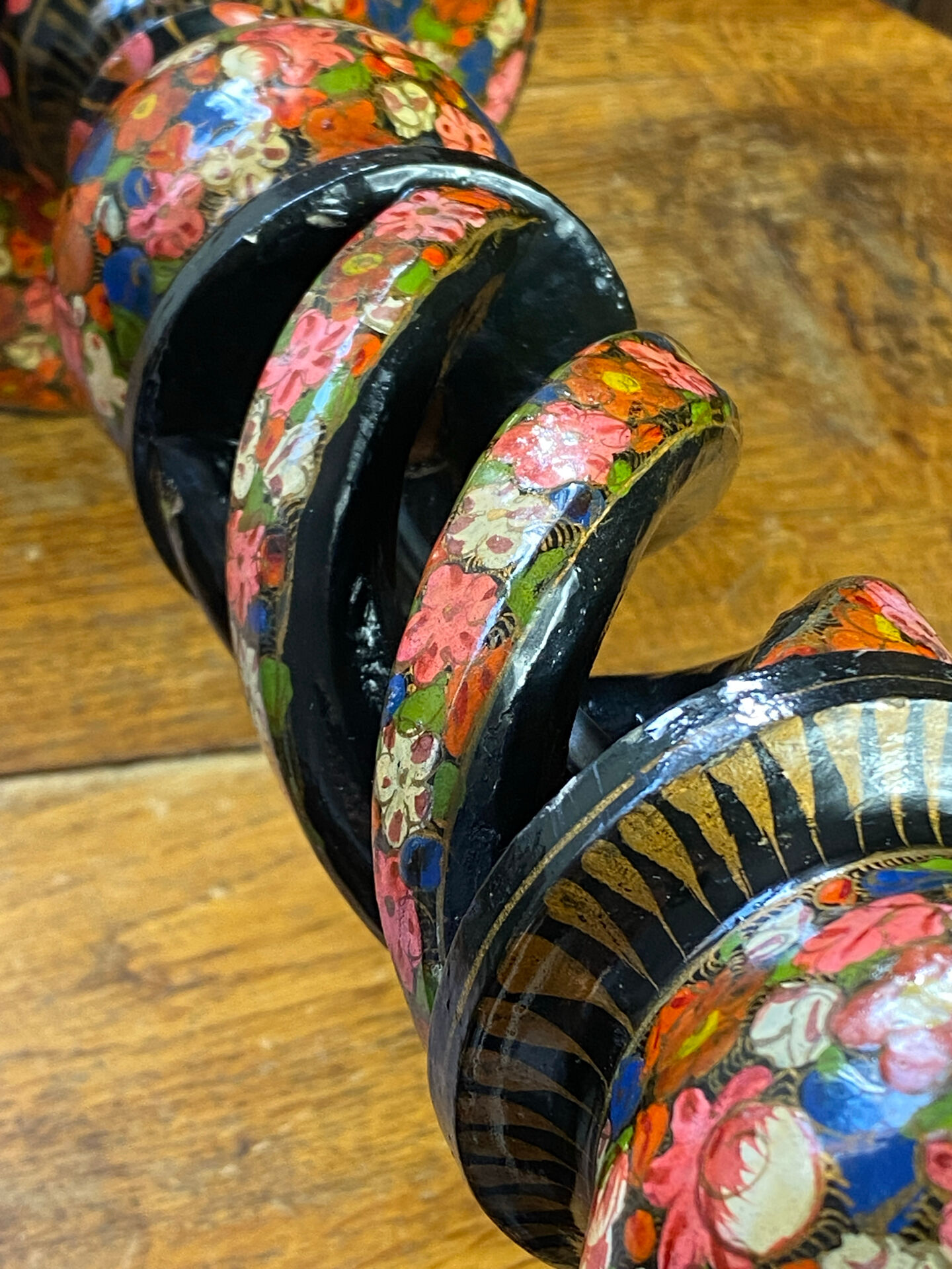Kashmiri lamp base