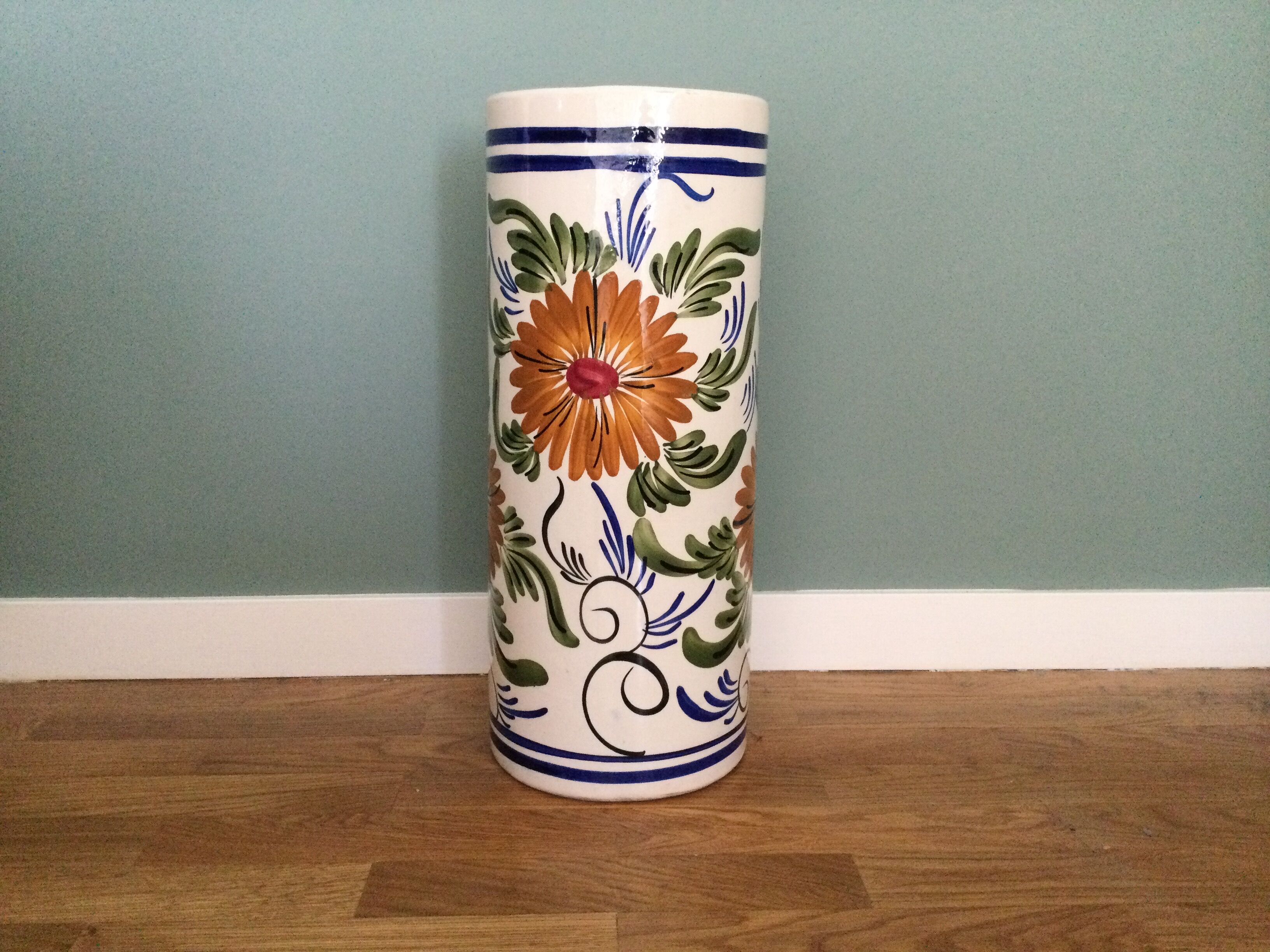 Vintage umbrella holder