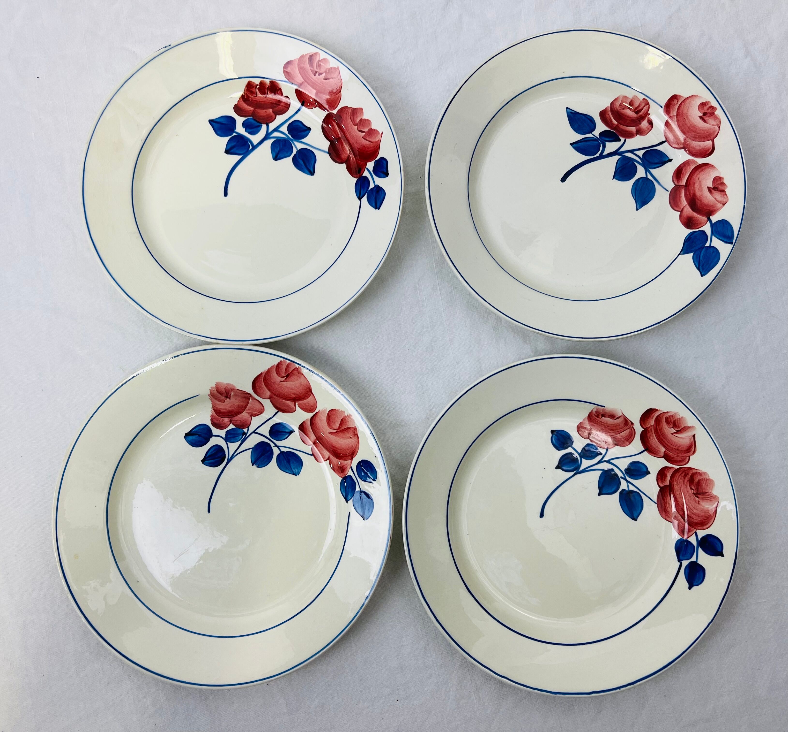 4 assiettes vintage fleurs rose rouge HBCM