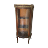 Old showcase