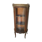 Old showcase