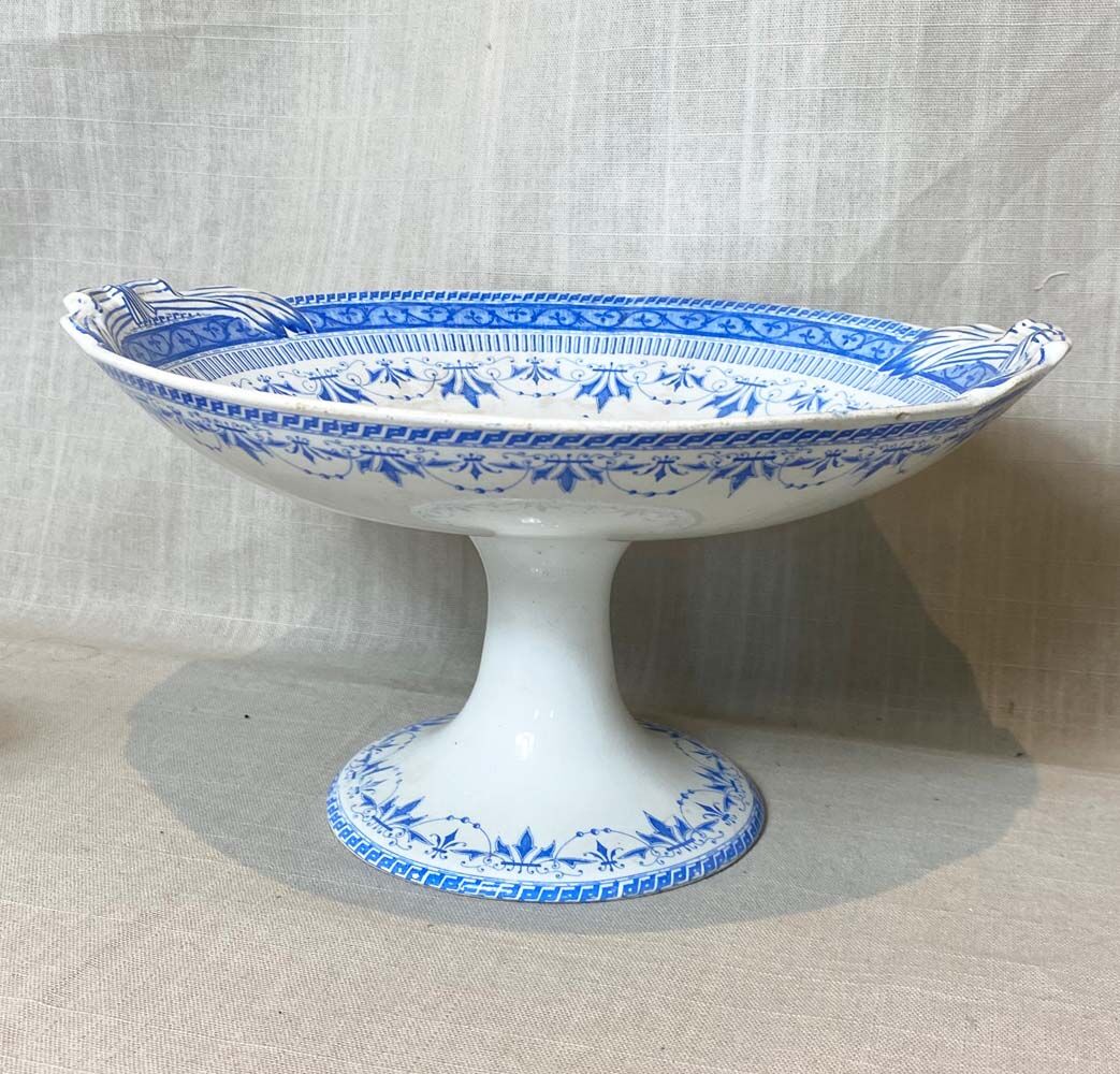 Ensemble B&Cie, Creil and Montereau, saucier with standing cup