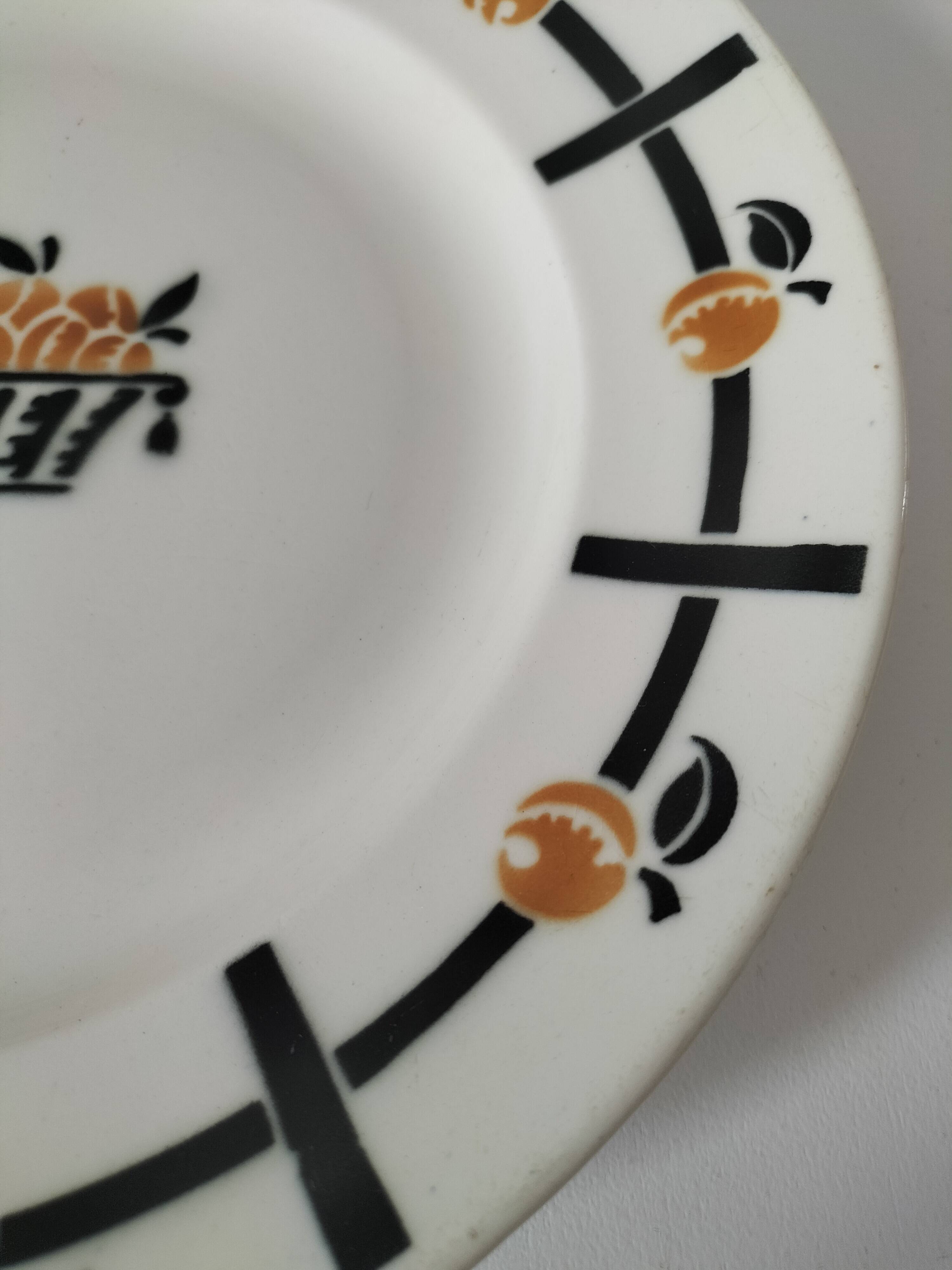 vintage Badonviller round dish