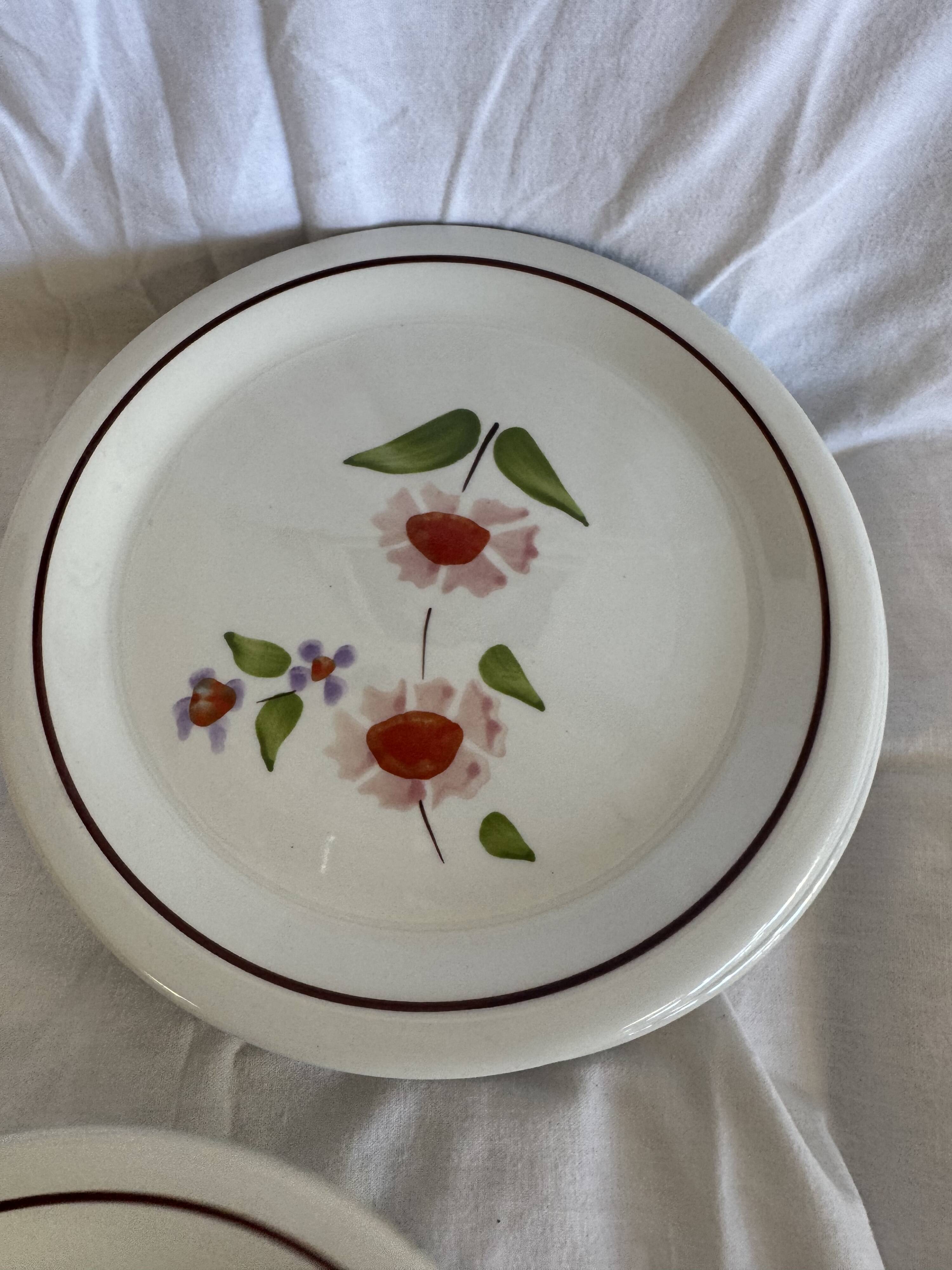 Flowered dinner plates