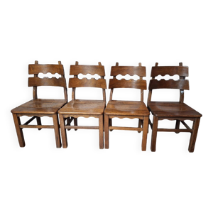 4 chaises brutalistes