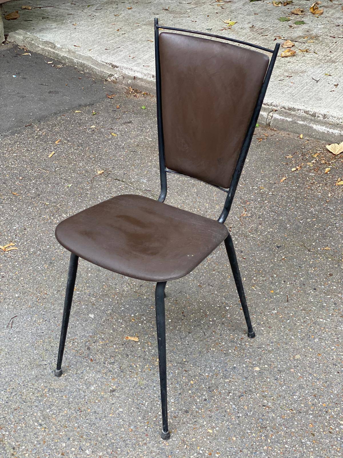 Scandinavian petal chair in brown leather and black metal 1960