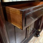 Large Empire-style display cabinet in mahogany from the late 19th century.