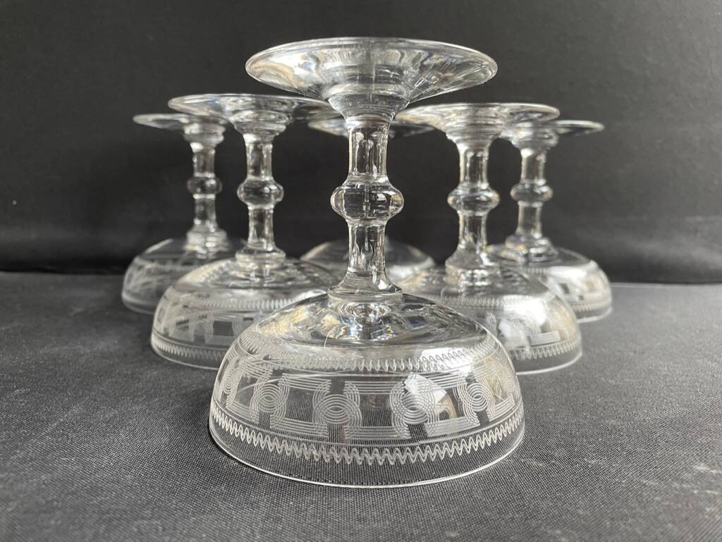 6 Baccarat champagne glasses engraving 3458