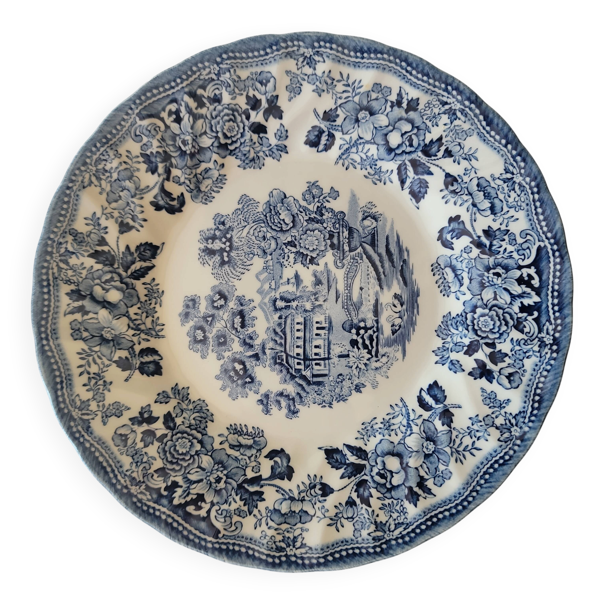 Set of 7 Churchill Plates