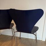 2 Arne Jacobsen 3107 Chairs / Fritz Hansen