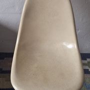 Early DSX fiberglass chair by Charles and Ray Eames for Herman Miller, 195