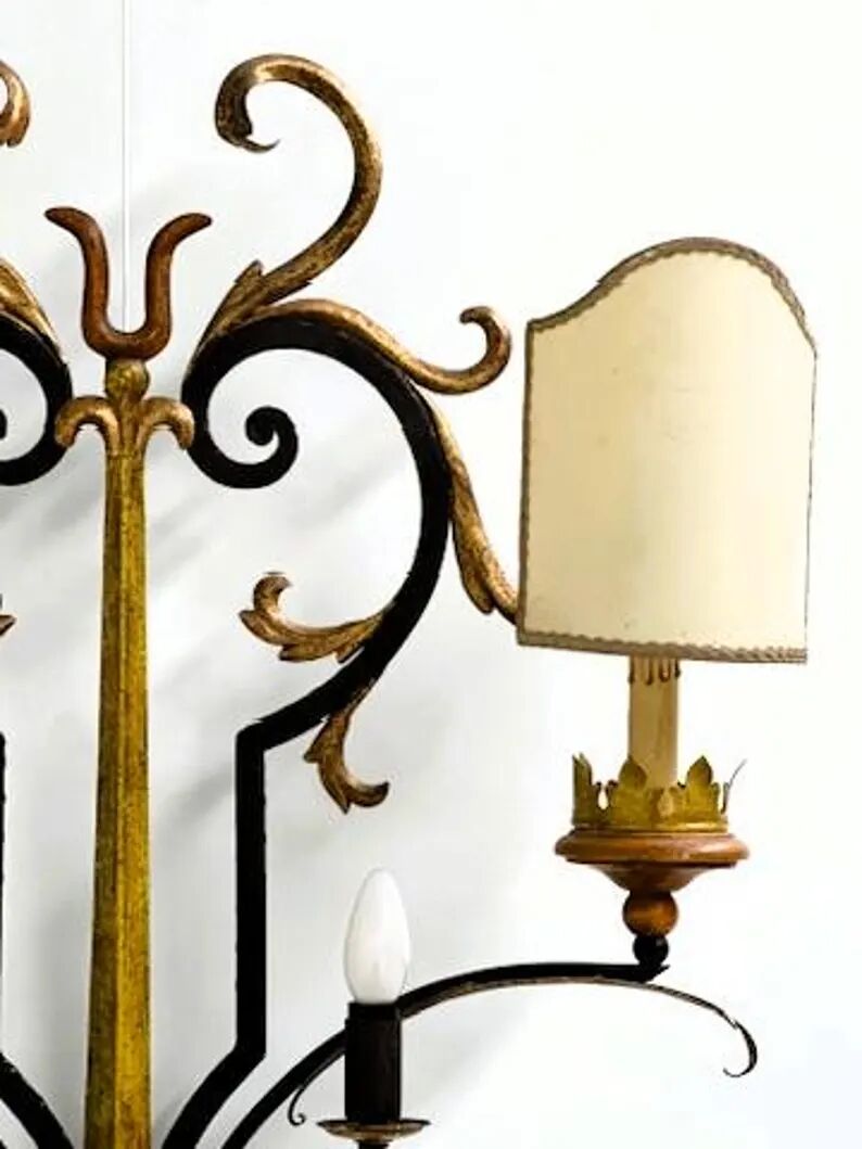 Vintage Florentine Wall Sconce XL in Forged Iron and Painted Sheet Metal – Black and Gold, 1970s