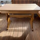 Corner bench for chalet