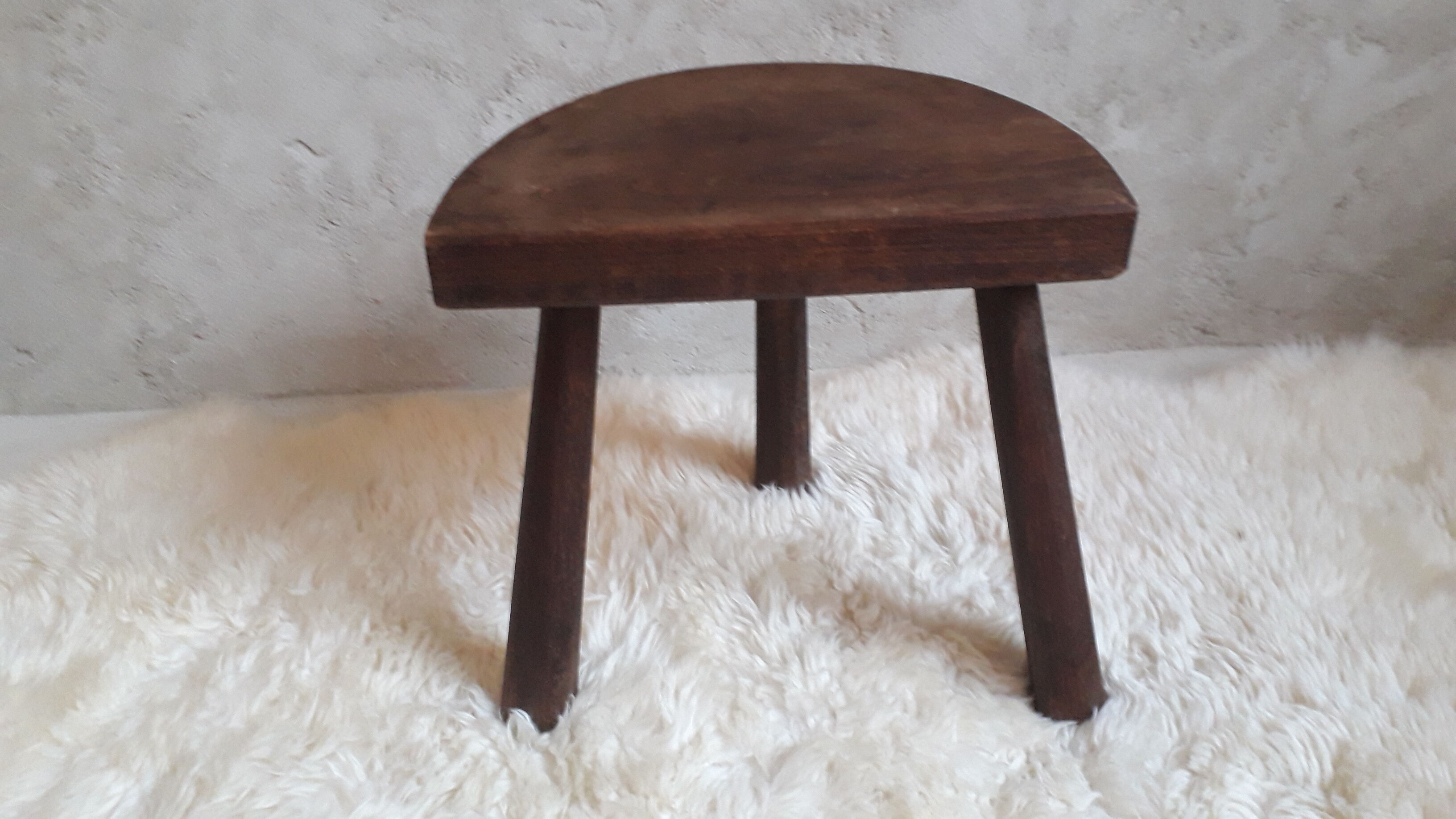 Tabouret de ferme tripode en bois