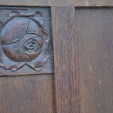 banc coffre en bois sculpté